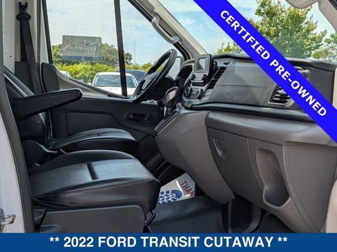 Certified 2022 Ford Transit 350 DRW RWD image 17