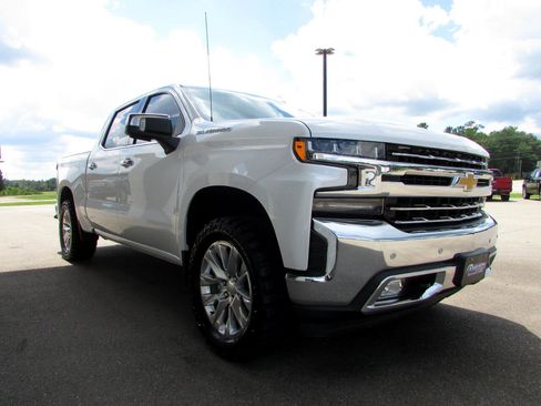 Used 2021 Chevrolet Silverado 1500 LTZ w/ Safety Package II image 5