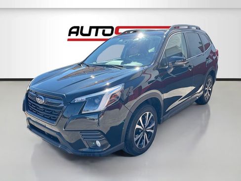 Used 2023 Subaru Forester Limited image 3