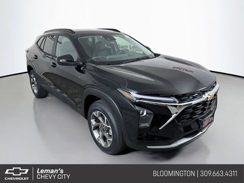 New 2026 Chevrolet Trax LT w/ Driver Confidence Package FWD image 1