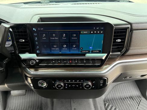 Used 2023 Chevrolet Silverado 1500 RST AWD/4WD image 18