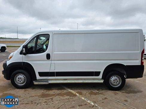 Used 2025 RAM ProMaster 2500 w/ U-Haul Equipment Group FWD image 6