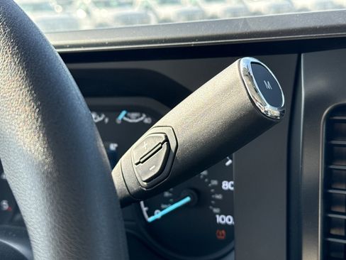 New 2025 Ford F350 XL w/ XL Chrome Package image 19