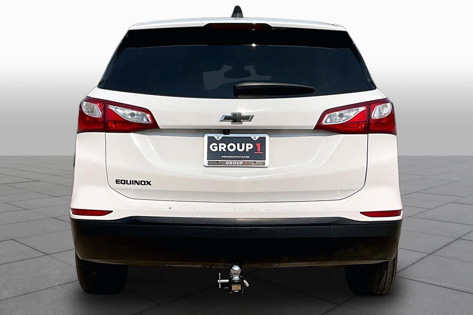Used 2021 Chevrolet Equinox LS w/ LPO, Blackout Package FWD image 5