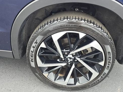 Used 2024 Mitsubishi Outlander FWD image 12