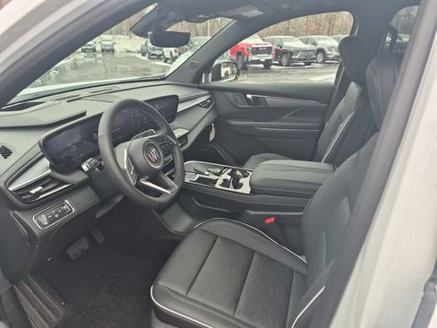 Used 2026 Buick Enclave Sport Touring image 9