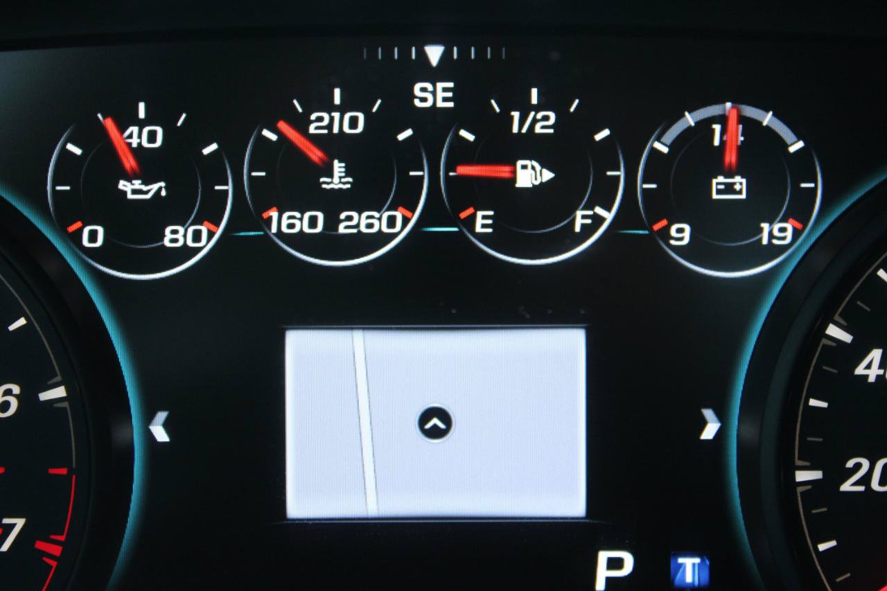 Used 2017 Chevrolet Camaro SS RWD image 29