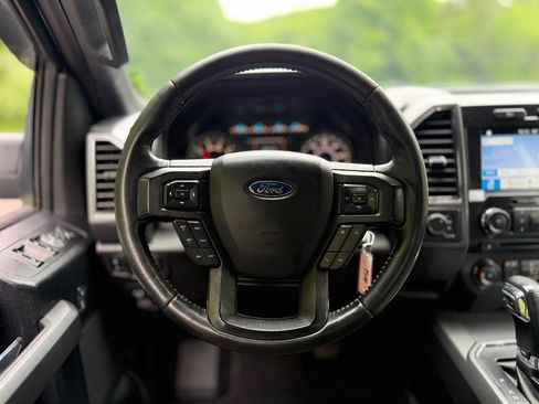 Used 2017 Ford F150 XLT w/ Equipment Group 302A Luxury AWD/4WD image 28
