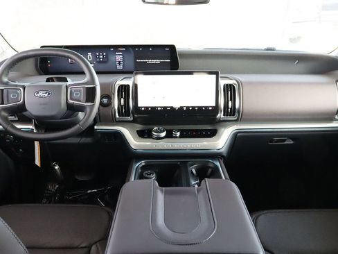 New 2027 Ford Expedition Platinum AWD/4WD image 27