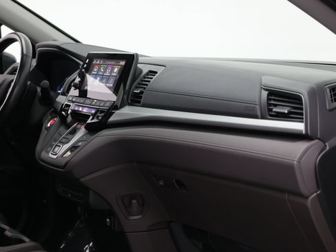 Used 2018 Honda Odyssey EX-L image 43