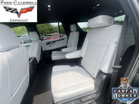 Used 2025 Chevrolet Tahoe Premier AWD/4WD image 30