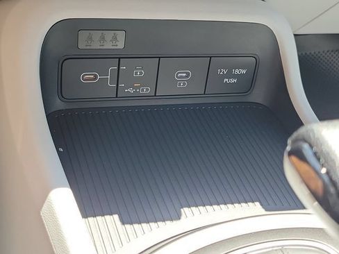 New 2027 Hyundai Kona SE FWD image 14