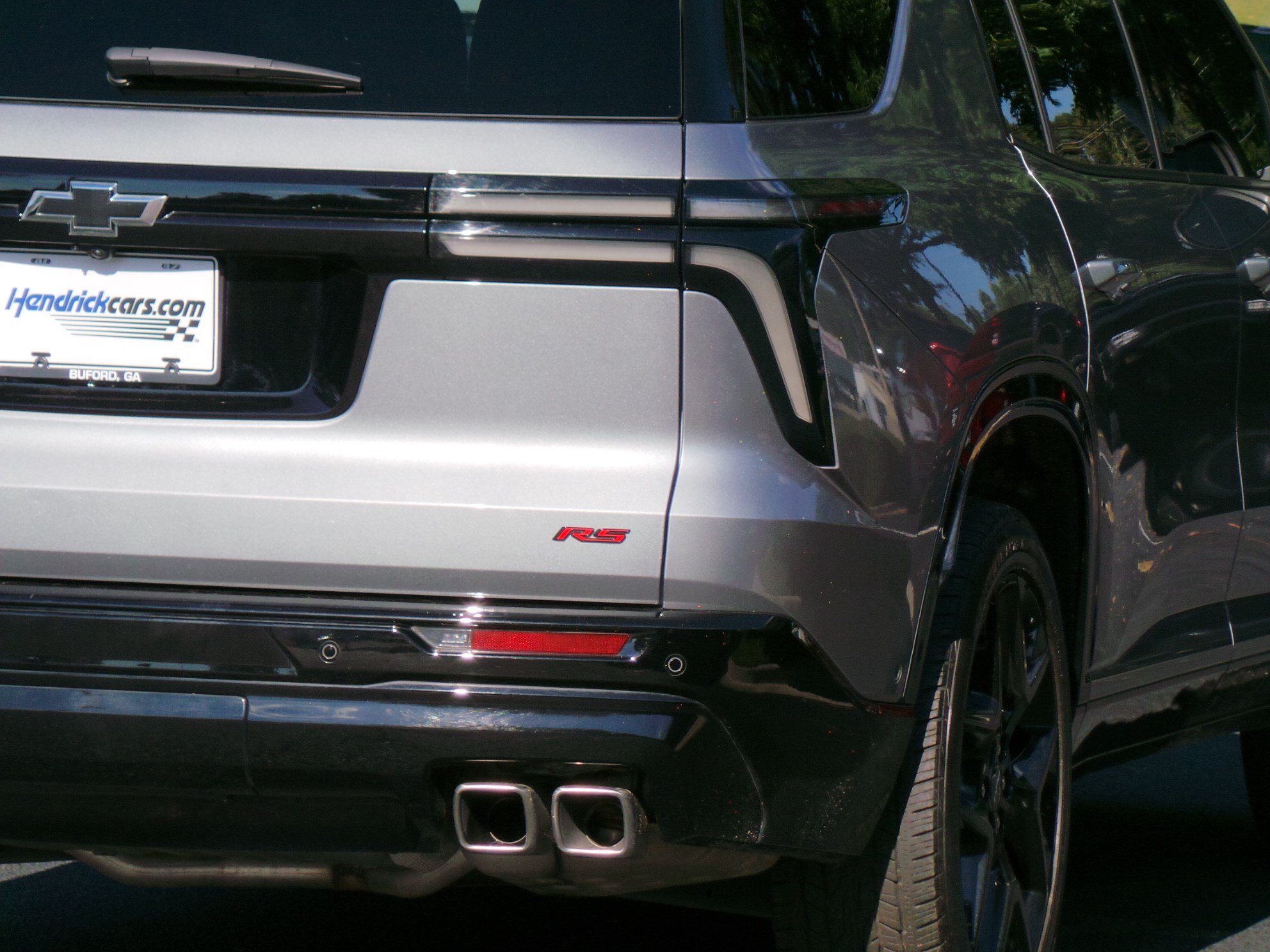 Used 2025 Chevrolet Traverse RS FWD image 21