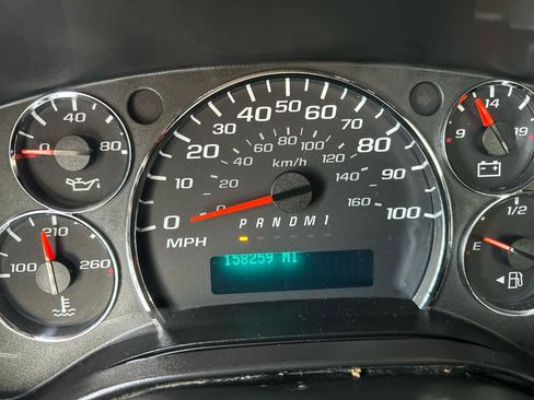 Used 2015 Chevrolet Express 3500 RWD image 21