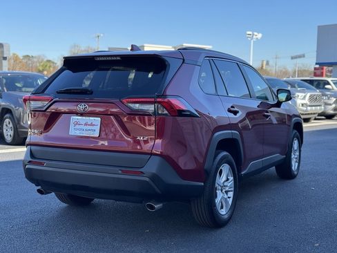 Used 2021 Toyota RAV4 XLE image 7