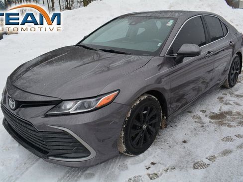 Used 2023 Toyota Camry LE image 1