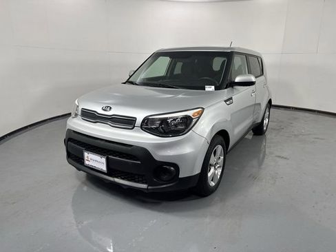 Used 2017 Kia Soul image 23