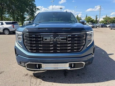 Used 2025 GMC Sierra 1500 Denali Ultimate AWD/4WD image 2