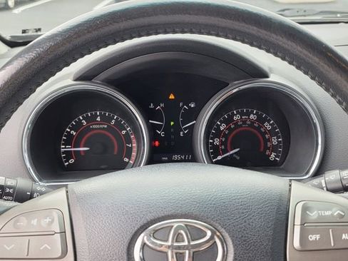 Used 2010 Toyota Highlander Limited AWD/4WD image 11