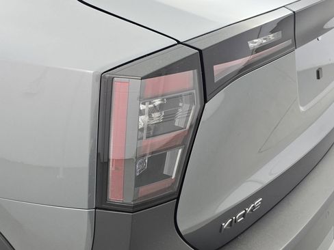 New 2026 Nissan Kicks SV FWD image 31
