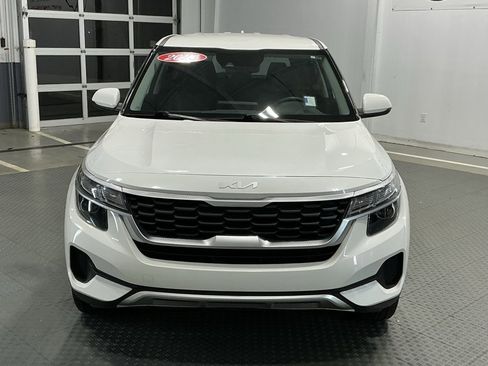 Used 2023 Kia Seltos LX image 32