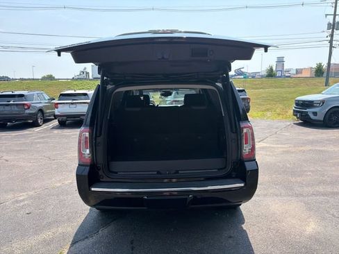 Used 2018 GMC Yukon Denali w/ Open Road Package AWD/4WD image 14