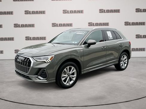 Certified 2025 Audi Q3 2.0T Premium AWD/4WD image 1
