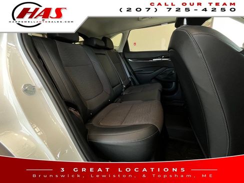 Used 2023 Kia Seltos S AWD/4WD image 13