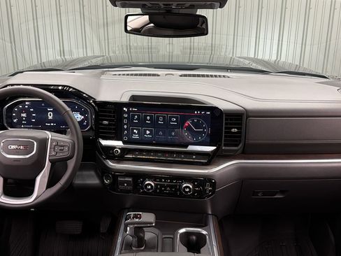 Used 2026 GMC Sierra 1500 SLT AWD/4WD image 43