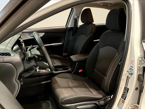 Used 2024 Kia Forte LXS image 20