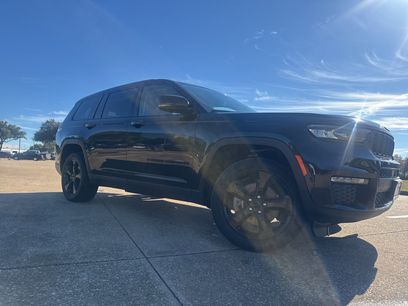 Certified 2022 Jeep Grand Cherokee L Limited w/ Black Appearance Package