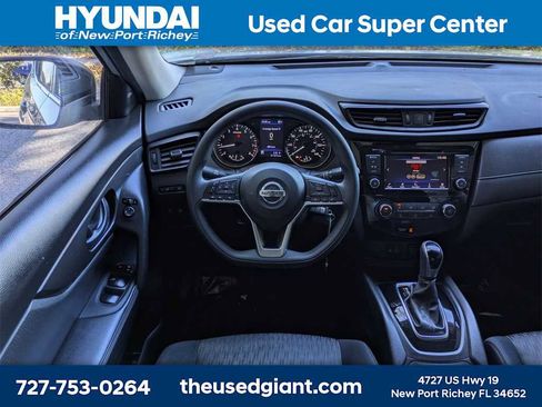 Used 2020 Nissan Rogue S image 17