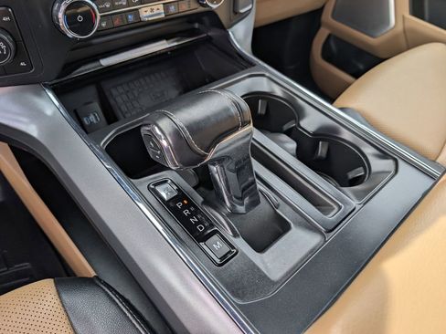 Used 2022 Ford F150 Lariat w/ Equipment Group 502A High AWD/4WD image 30