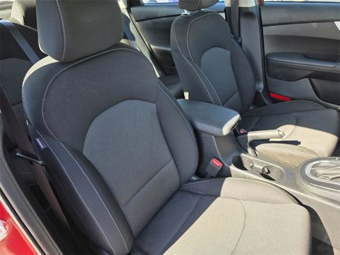 Used 2023 Kia Forte LXS image 30