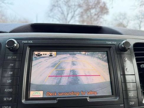 Used 2012 Toyota Sienna Limited image 20