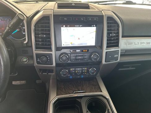 Used 2019 Ford F350 Lariat w/ Lariat Ultimate Package AWD/4WD image 25