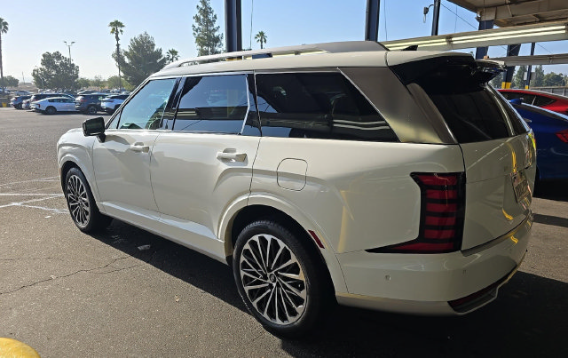 Used 2026 Hyundai Palisade Calligraphy AWD/4WD image 4