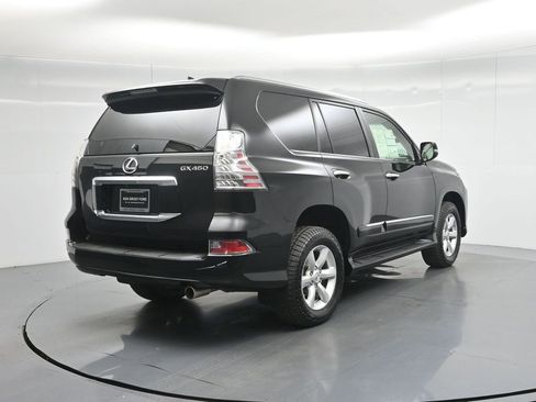 Used 2017 Lexus GX 460 w/ Navigation Package image 33