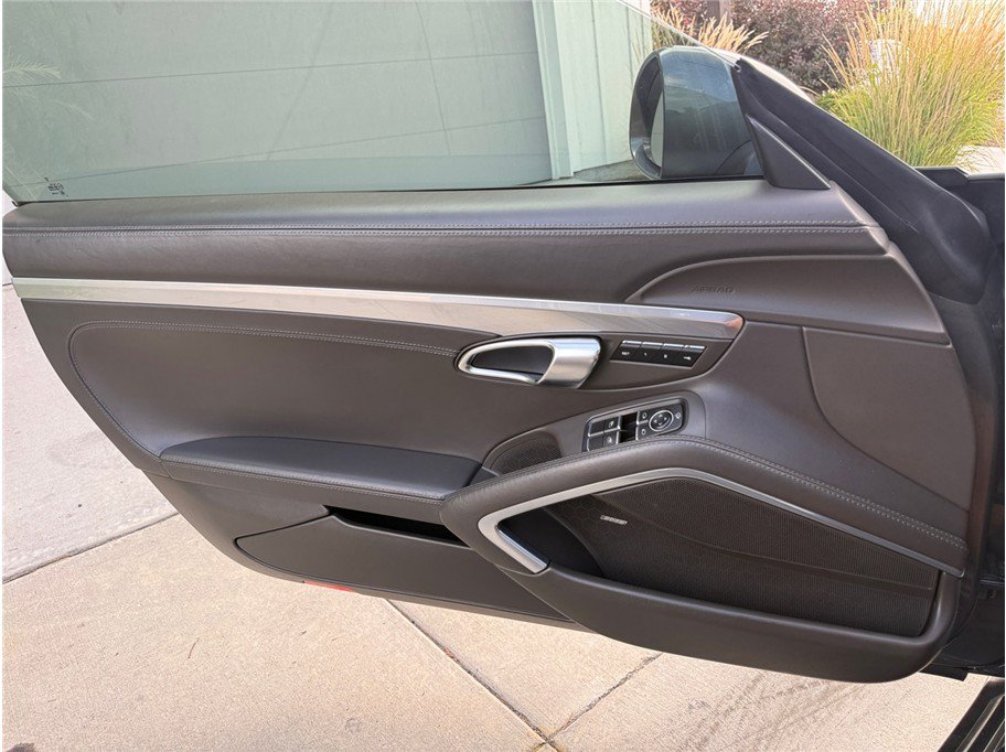 Used 2014 Porsche 911 Turbo AWD/4WD image 28
