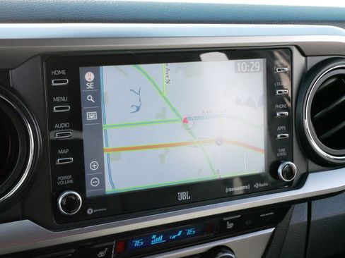 Used 2023 Toyota Tacoma Limited image 22