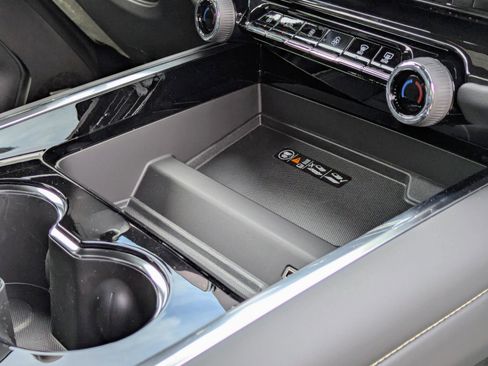 New 2025 Chevrolet Tahoe Premier image 44