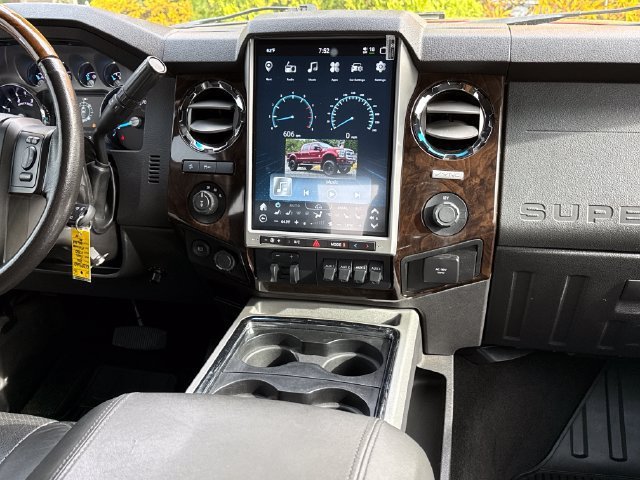 Used 2016 Ford F350 Platinum w/ Platinum Package AWD/4WD image 11