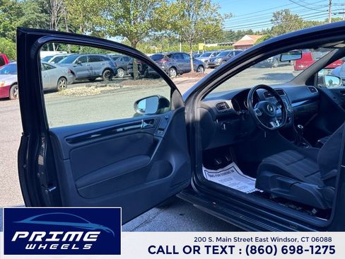 Used 2012 Volkswagen GTI 2-Door FWD image 9