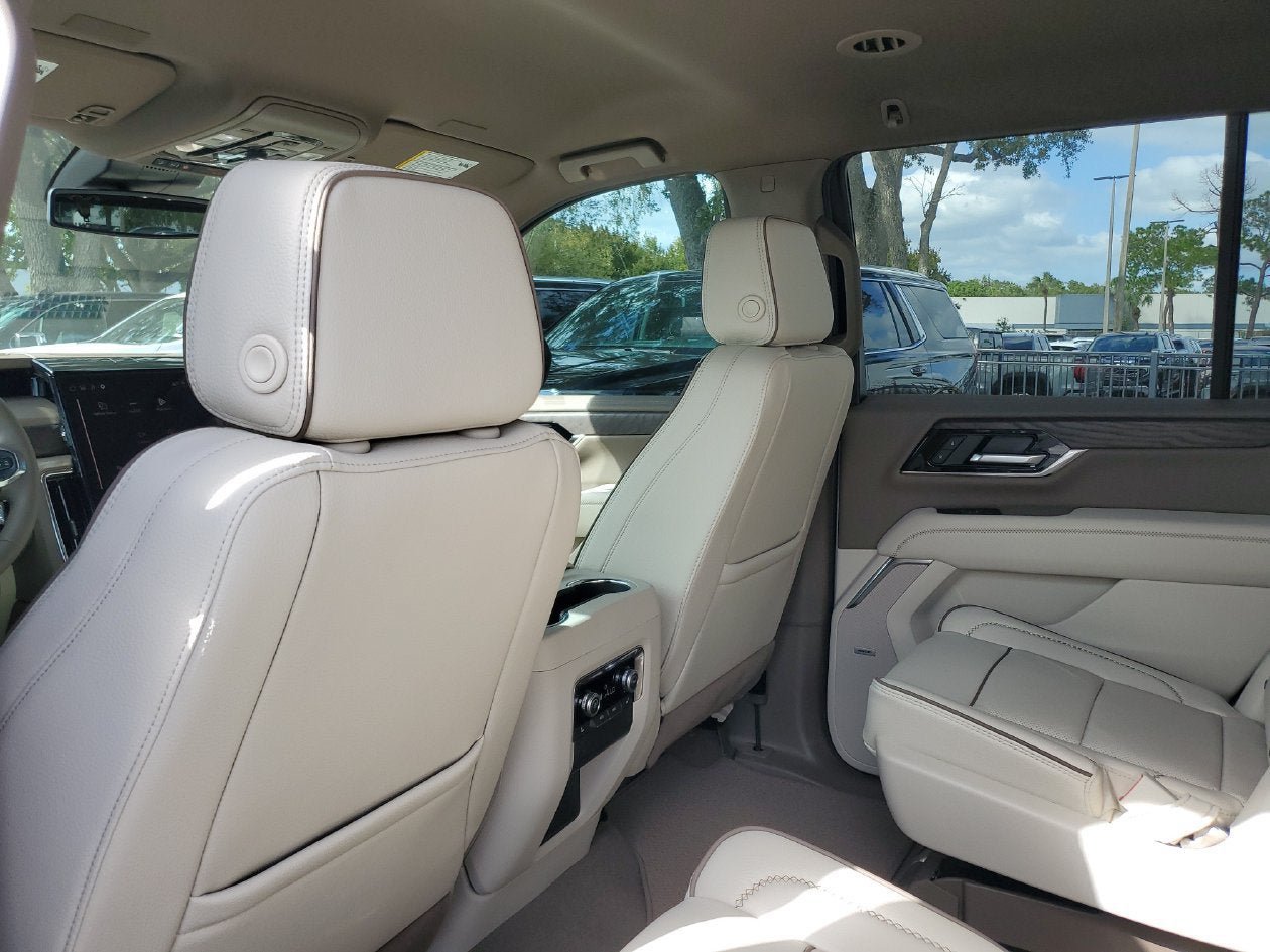 New 2026 GMC Yukon Denali RWD image 10