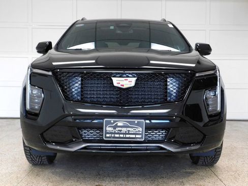 Used 2024 Cadillac XT4 Sport w/ LPO, Floor Liner Package AWD/4WD image 5