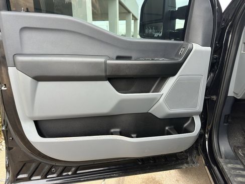 Used 2024 Ford F350 XL image 11