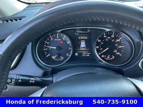 Used 2014 Nissan Rogue SL w/ SL Premium Package AWD/4WD image 32