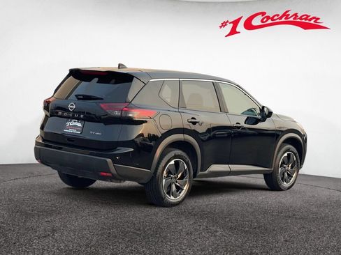Used 2024 Nissan Rogue SV AWD/4WD image 27