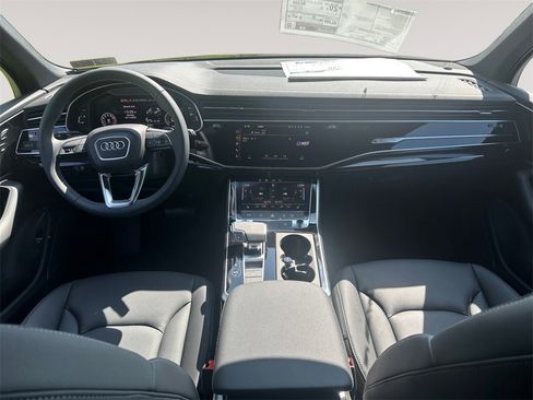 New 2025 Audi Q7 3.0T Premium image 10