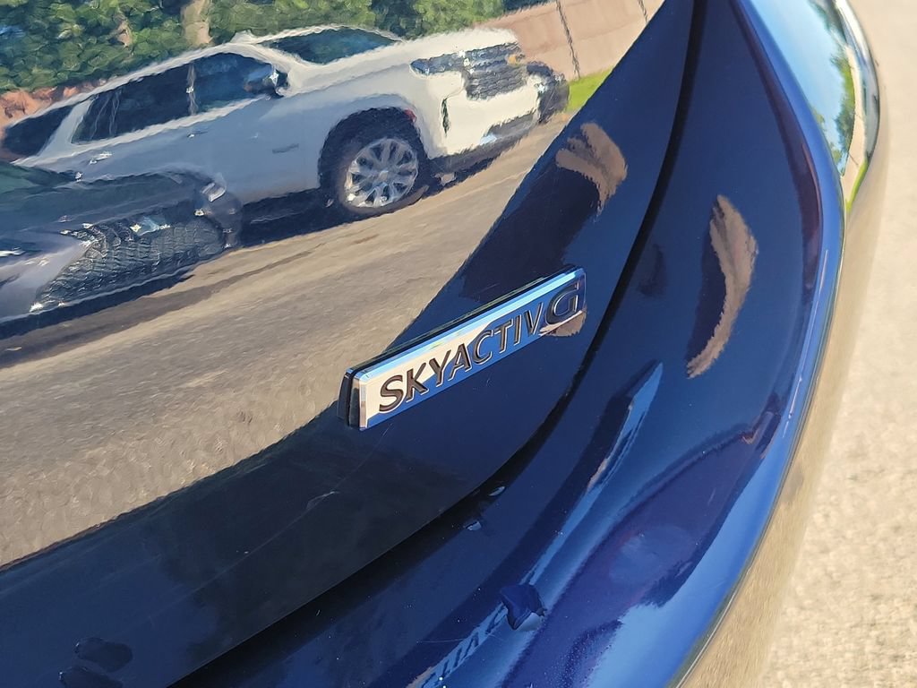 Used 2024 MAZDA MAZDA3 s FWD image 11